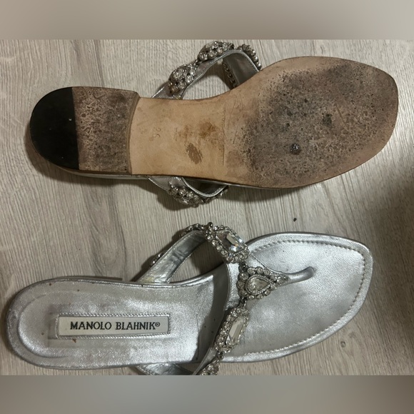 Manolo BLAHNIKO - Picture 2 of 3